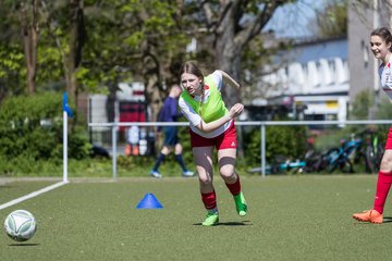 Bild 107 - wCJ Germania Schnelsen - Walddoerfer SV : Ergebnis: 0:6